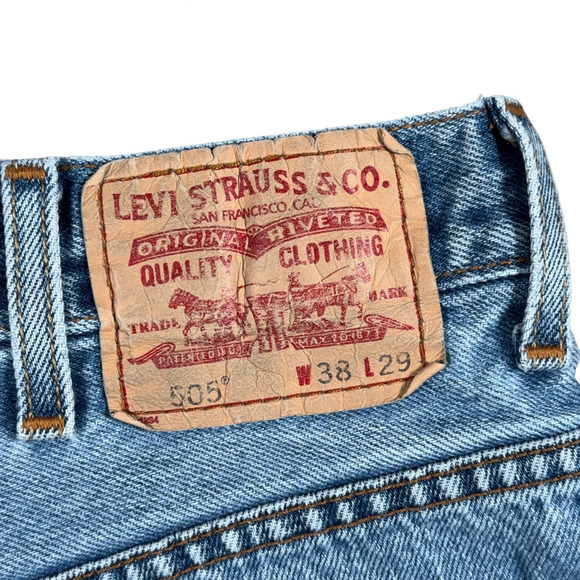 Vintage 505 Levis Jeans Mens 35x28 Blue Regular Light Wash Denim 38x29 Tag Y2K - Picture 9 of 11